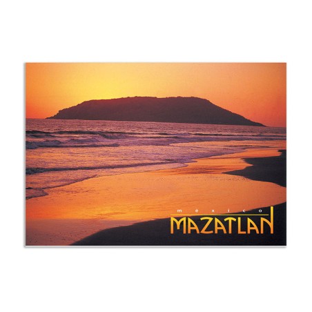 Tarjeta postal de una puesta del sol en las playas de Mazatlan, souvenir y recuerdo de México